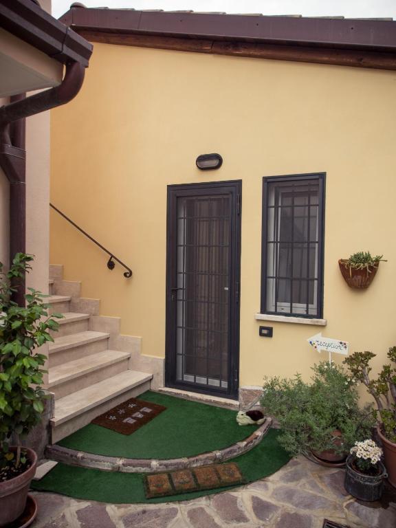 Flower Inn Ciampino Exteriér fotografie