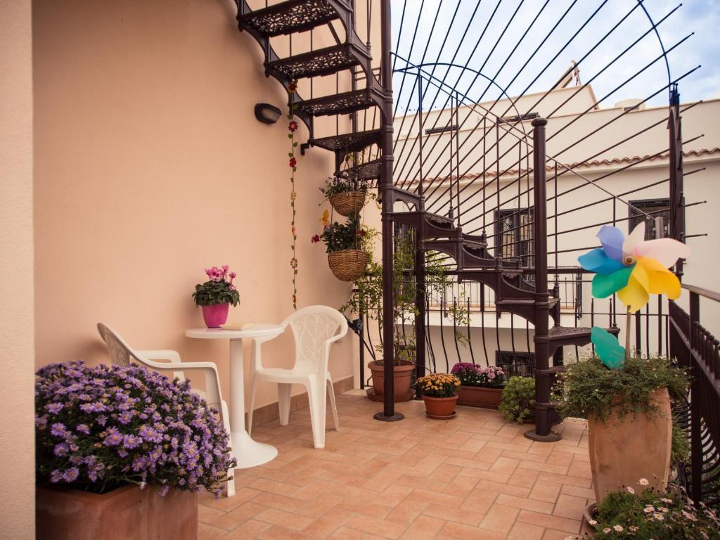 Flower Inn Ciampino Exteriér fotografie