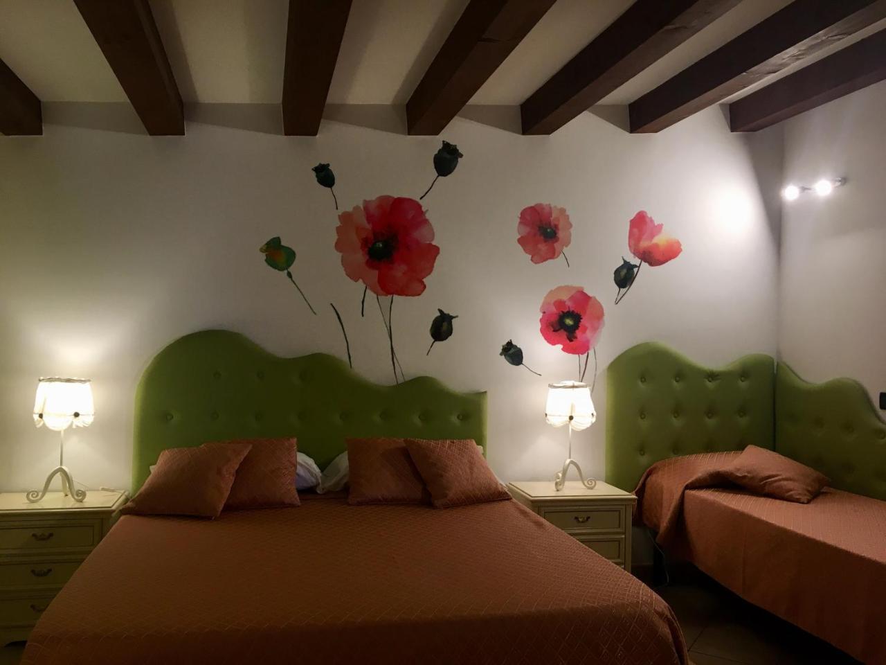 Flower Inn Ciampino Exteriér fotografie